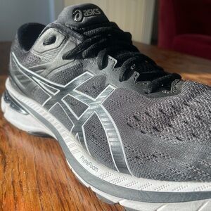 Asics GT-2000 9 Men's Running Shoe size 9.5